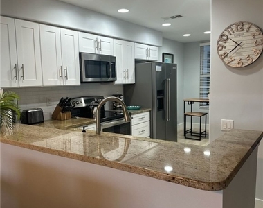 16421 Millstone Circle - Photo Thumbnail 15