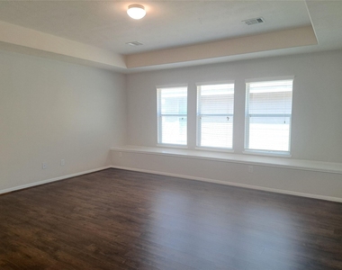 26315 Fox Ridge Lane - Photo Thumbnail 37