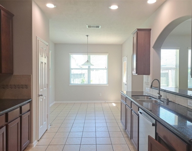 26315 Fox Ridge Lane - Photo Thumbnail 10