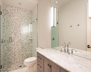 740 Banyan Boulevard - Photo Thumbnail 20