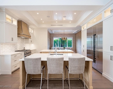 740 Banyan Boulevard - Photo Thumbnail 5