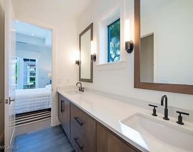 740 Banyan Boulevard - Photo Thumbnail 18