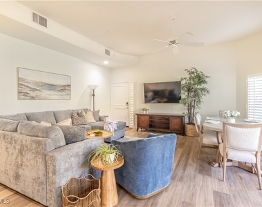 651 10th Avenue S - Photo Thumbnail 2