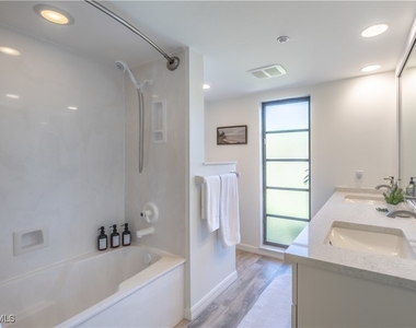 651 10th Avenue S - Photo Thumbnail 21