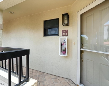7032 Pelican Bay Boulevard - Photo Thumbnail 3