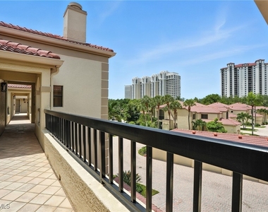 7032 Pelican Bay Boulevard - Photo Thumbnail 1