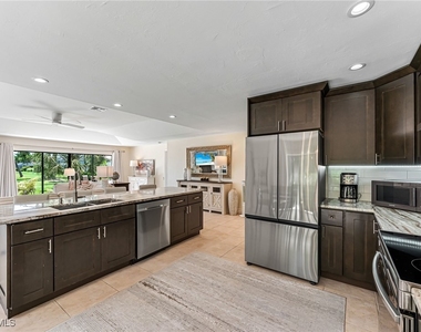9908 White Sands Place - Photo Thumbnail 16