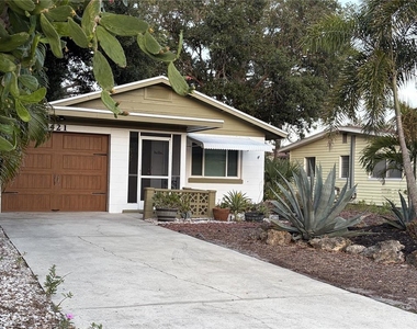 421 Riviera Street - Photo Thumbnail 1