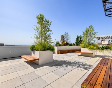 150 Lawrence Street - Photo Thumbnail 16