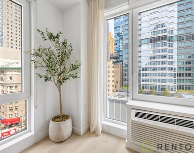 150 Lawrence Street - Photo Thumbnail 4