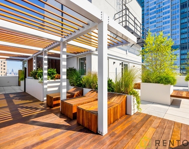 150 Lawrence Street - Photo Thumbnail 17