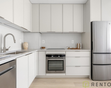 150 Lawrence Street - Photo Thumbnail 7