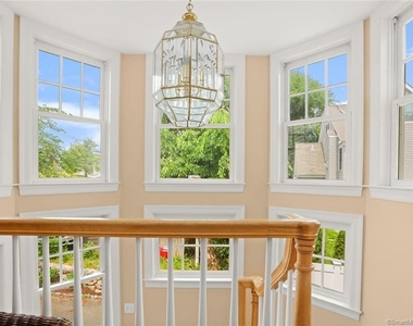 190 Main Street - Photo Thumbnail 1