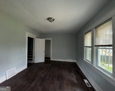 1462 Lucile Avenue Sw - Photo Thumbnail 12