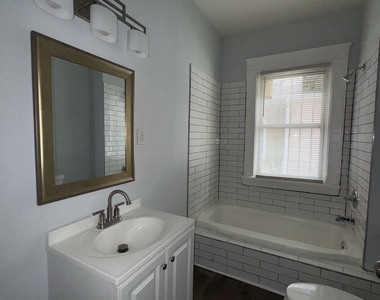 1462 Lucile Avenue Sw - Photo Thumbnail 14