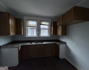 1462 Lucile Avenue Sw - Photo Thumbnail 6