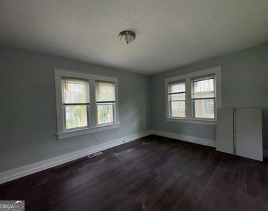 1462 Lucile Avenue Sw - Photo Thumbnail 11
