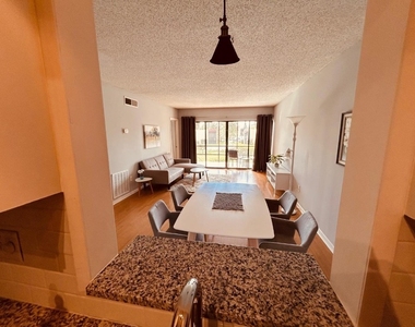 2050 Oleander Boulevard - Photo Thumbnail 8