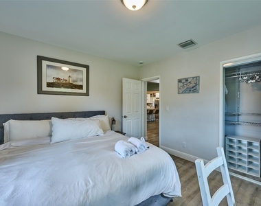 801 Ne 15th Street - Photo Thumbnail 20