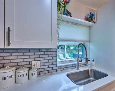 801 Ne 15th Street - Photo Thumbnail 18