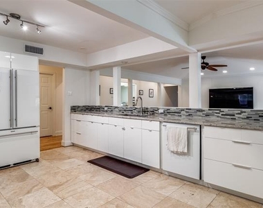 7350 Fieldgate Drive - Photo Thumbnail 11