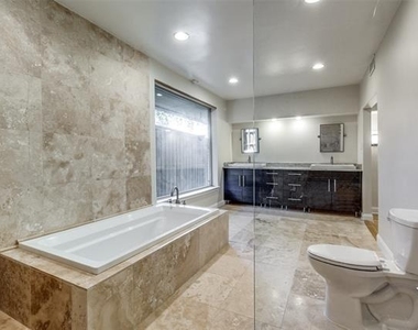 7350 Fieldgate Drive - Photo Thumbnail 35