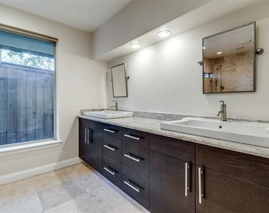 7350 Fieldgate Drive - Photo Thumbnail 33
