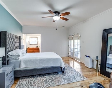 7350 Fieldgate Drive - Photo Thumbnail 15