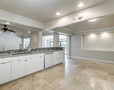 7350 Fieldgate Drive - Photo Thumbnail 32