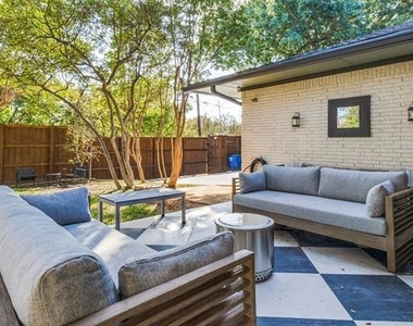 7350 Fieldgate Drive - Photo Thumbnail 22