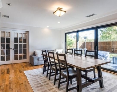 7350 Fieldgate Drive - Photo Thumbnail 8