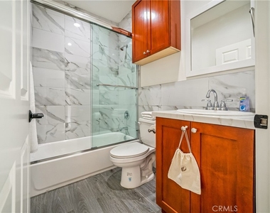 1101 N Maclay Avenue - Photo Thumbnail 13