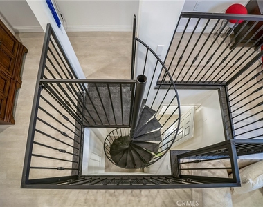 1101 N Maclay Avenue - Photo Thumbnail 28