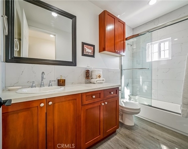 1101 N Maclay Avenue - Photo Thumbnail 24