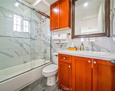 1101 N Maclay Avenue - Photo Thumbnail 17