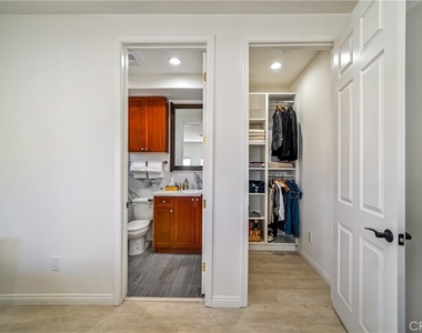 1101 N Maclay Avenue - Photo Thumbnail 18