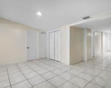 6130 Edwards Road - Photo Thumbnail 5