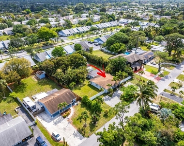 6130 Edwards Road - Photo Thumbnail 16