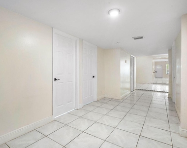 6130 Edwards Road - Photo Thumbnail 7