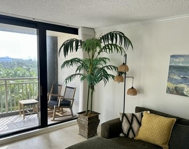3400 N Ocean Drive - Photo Thumbnail 43
