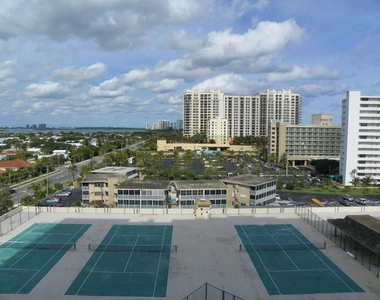 3400 N Ocean Drive - Photo Thumbnail 24