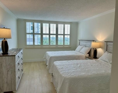 3400 N Ocean Drive - Photo Thumbnail 39
