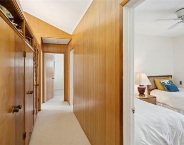 33 Beach Road - Photo Thumbnail 12