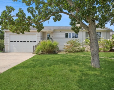 33 Beach Road - Photo Thumbnail 35