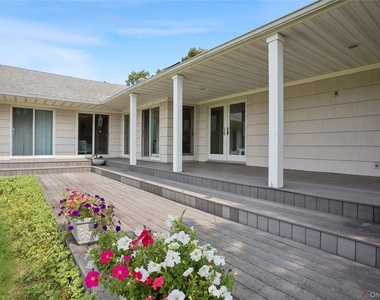 33 Beach Road - Photo Thumbnail 25
