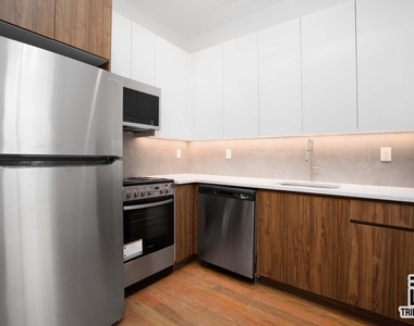 1493 Dekalb Avenue - Photo Thumbnail 3