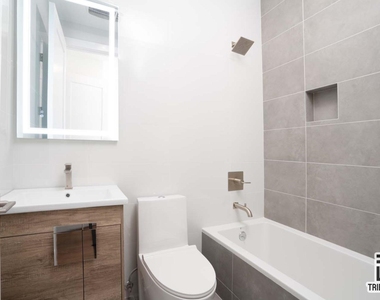 1493 Dekalb Avenue - Photo Thumbnail 9