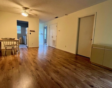 334 Ashley Forest Road - Photo Thumbnail 4