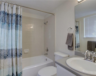 9079 Jollyville Rd - Photo Thumbnail 17