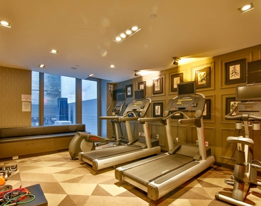 3 West 36th Street - Photo Thumbnail 7